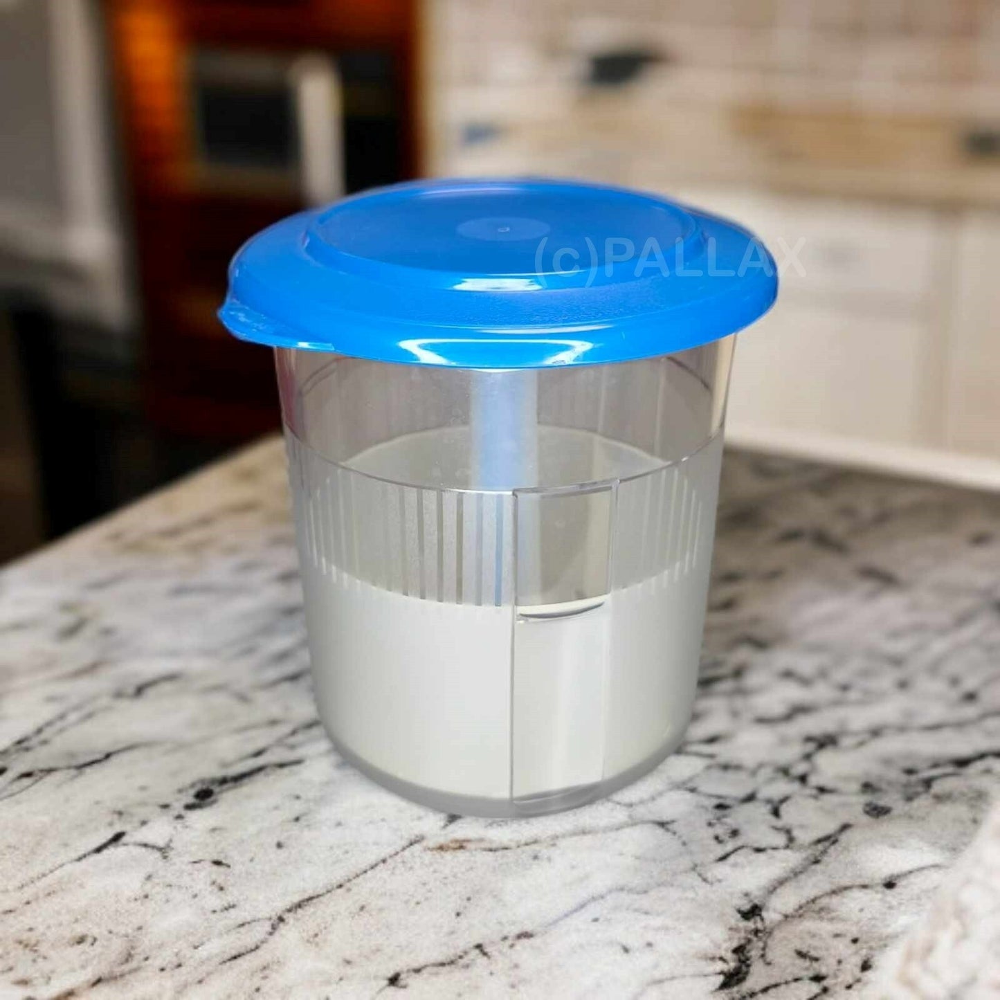 TUPPERWARE C96 PIKANTUS 1,2 L HELLBLAU GURKENLIFT OLIVEN