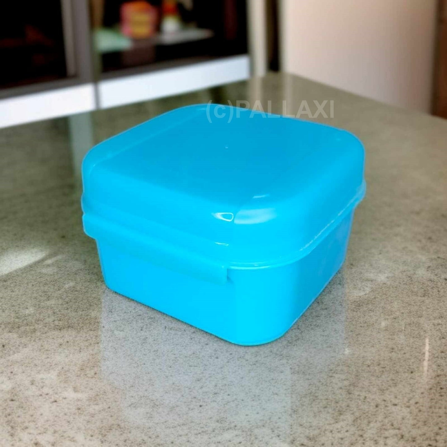 TUPPERWARE A166 MINI-BELLEVUE 450 ML HELLBLAU BEHÄLTER VORRATSDOSE