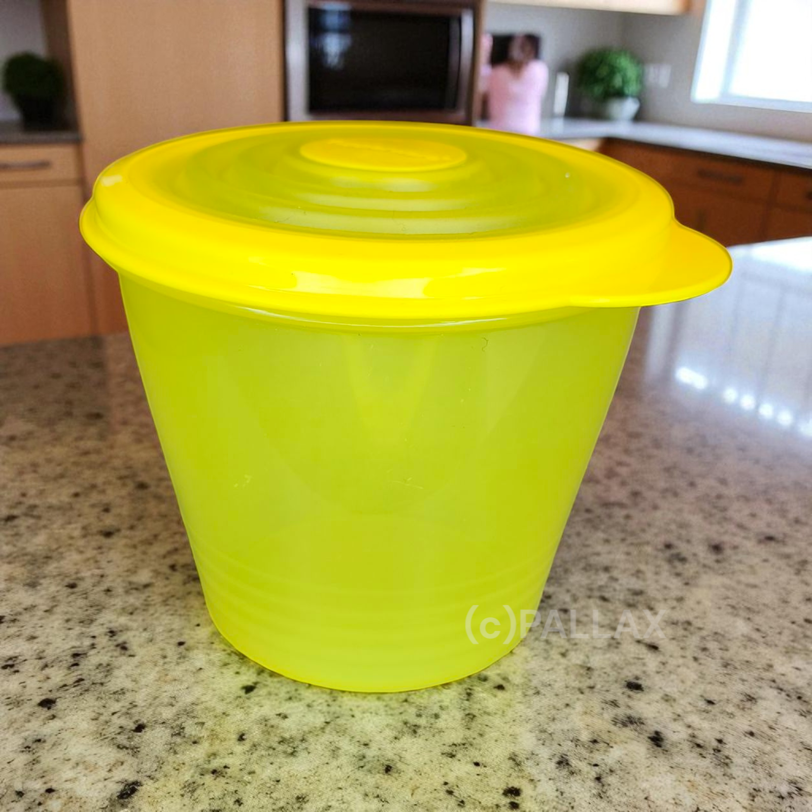 TUPPERWARE B35 BUNGEE 800 ML VORRATSDOSE MIT SILIKON-DECKEL GELB