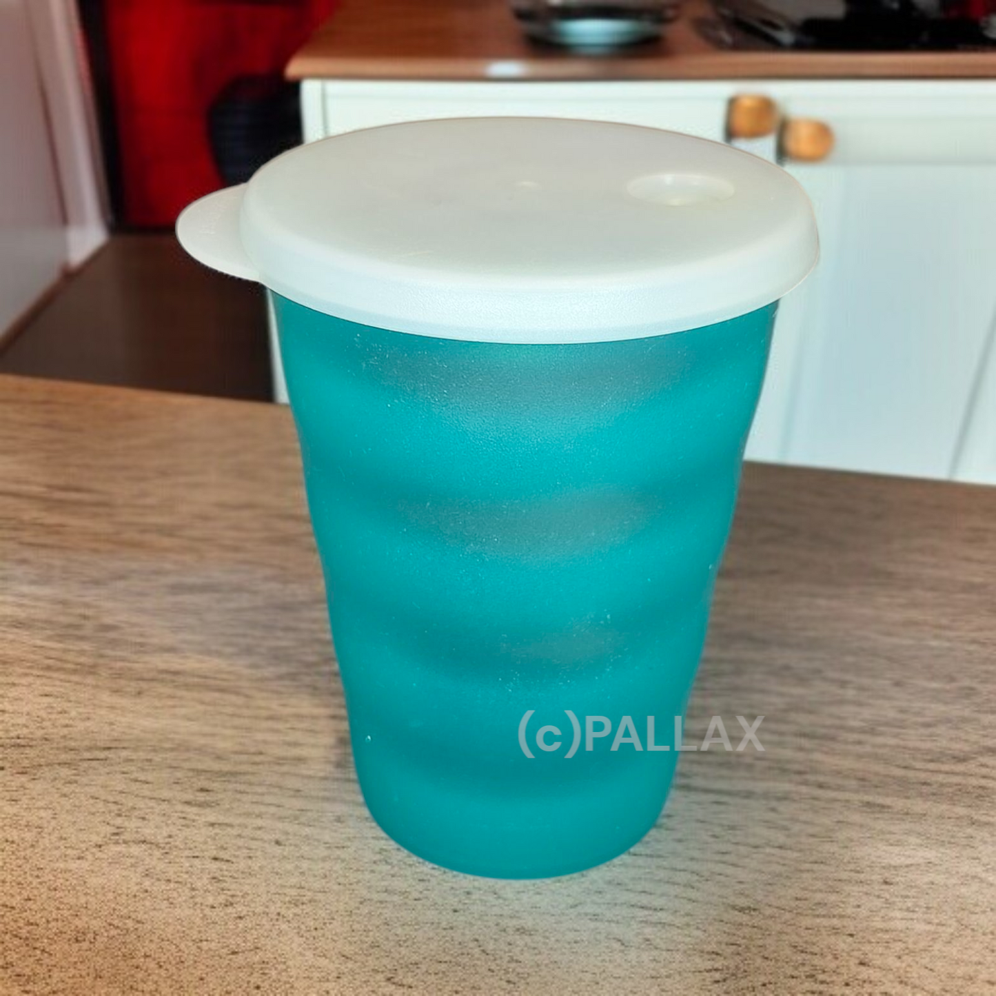 TUPPERWARE J37 JUNGE WELLE TRINKHALM-BECHER 330 ML  DUNKELGRÜN