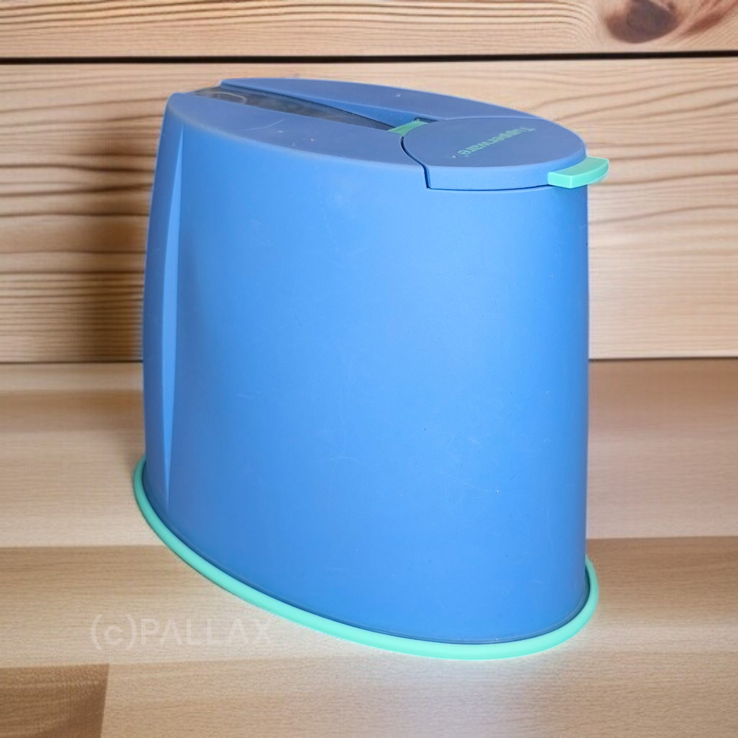 TUPPERWARE A118 TRENDSETTER 1,6 L VORRATS-BEHÄLTER BLAU MINT