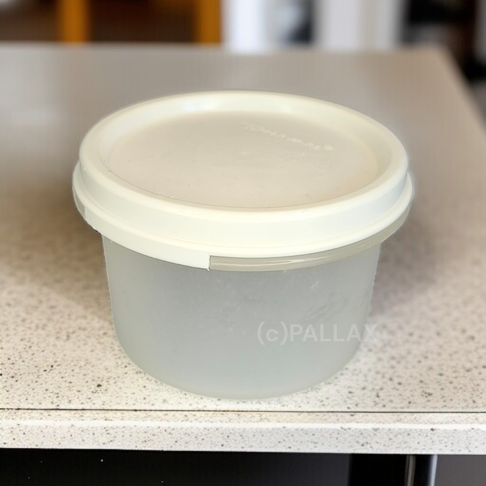 TUPPERWARE A76 EIDGENOSSE RUND 200 ML WEISS VORRATSDOSE
