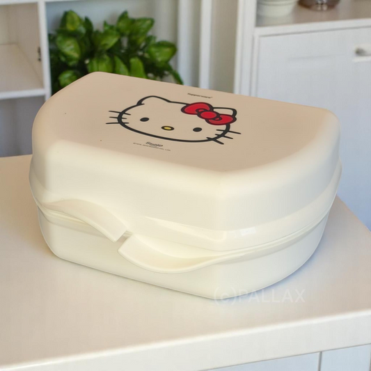 TUPPERWARE C55 SNACKY HELLO KITTY WEISS BROTDOSE PAUSENBOX