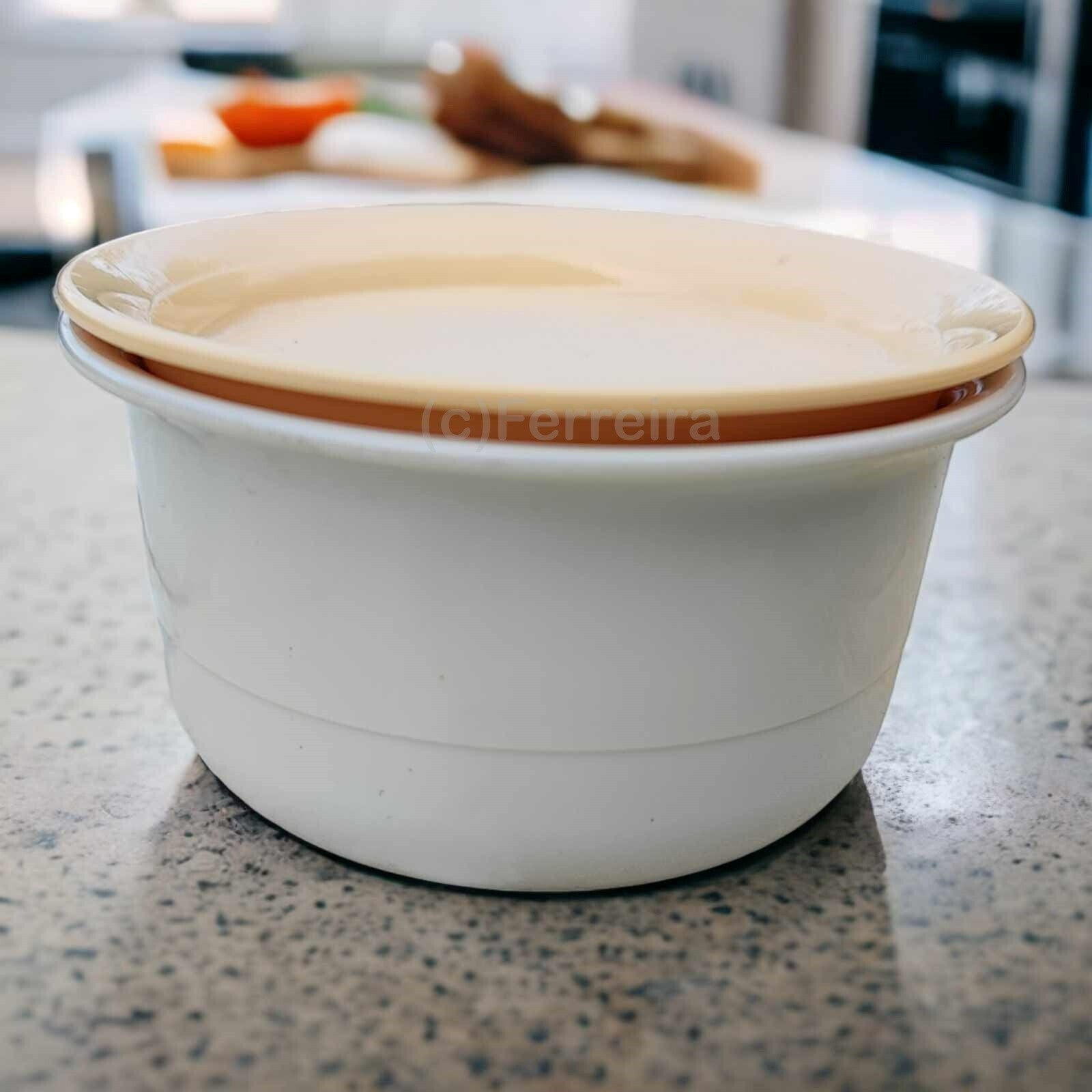 TUPPERWARE C34 KLEINE TAFELFEINE 275 ML BEIGE WEISS TAFELPERLE SCHÜSSEL