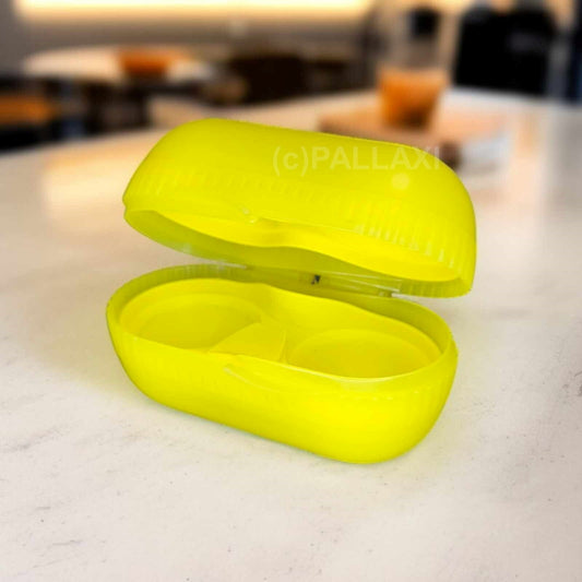 TUPPERWARE A128 ZWEI-DABEI GELB EIERBEHÄLTER MIT SALZSTREUER FÜR UNTERWEGS