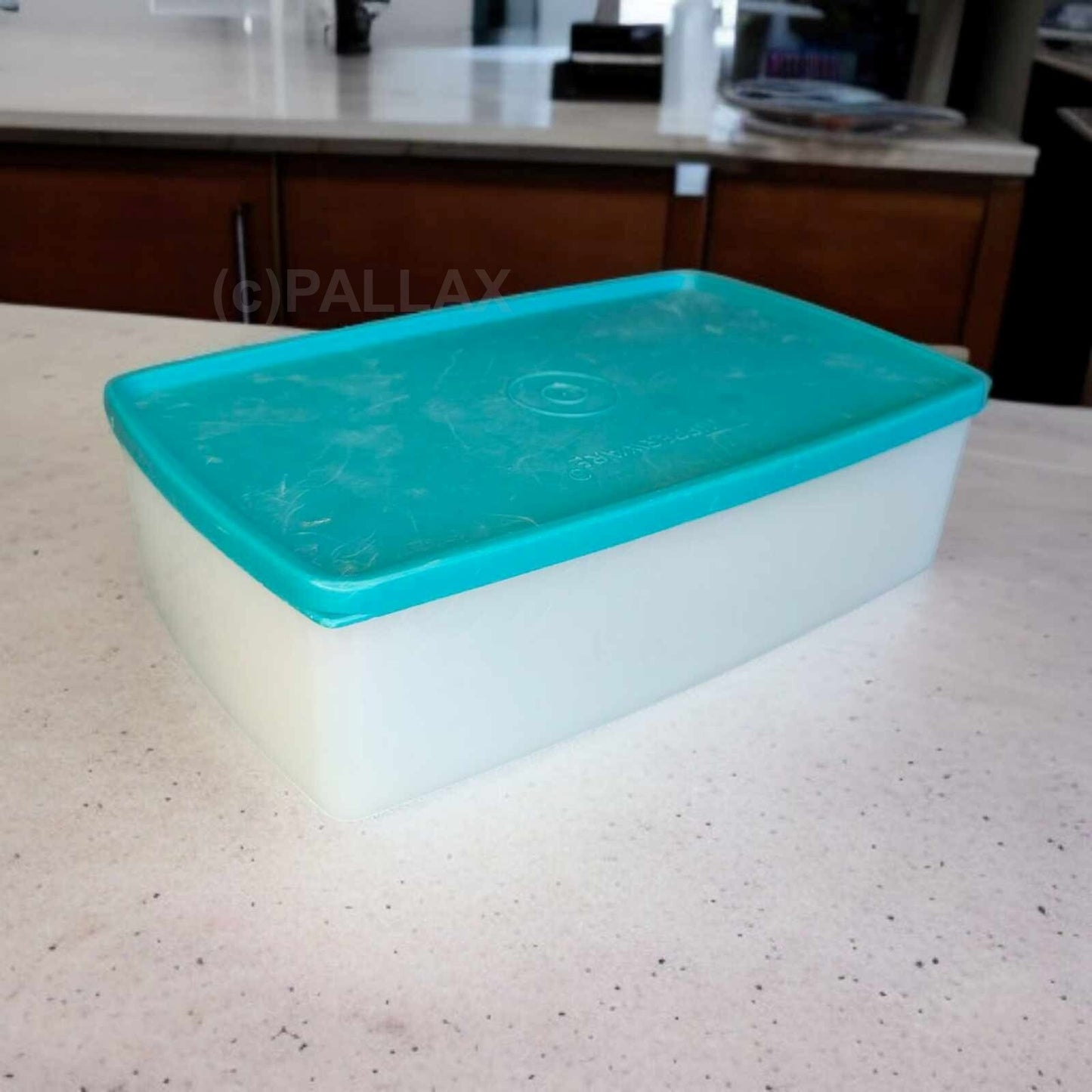 TUPPERWARE G17 KÜHLES LOTTCHEN 1,5 L GRÜN GEFRIERBEHÄLTER