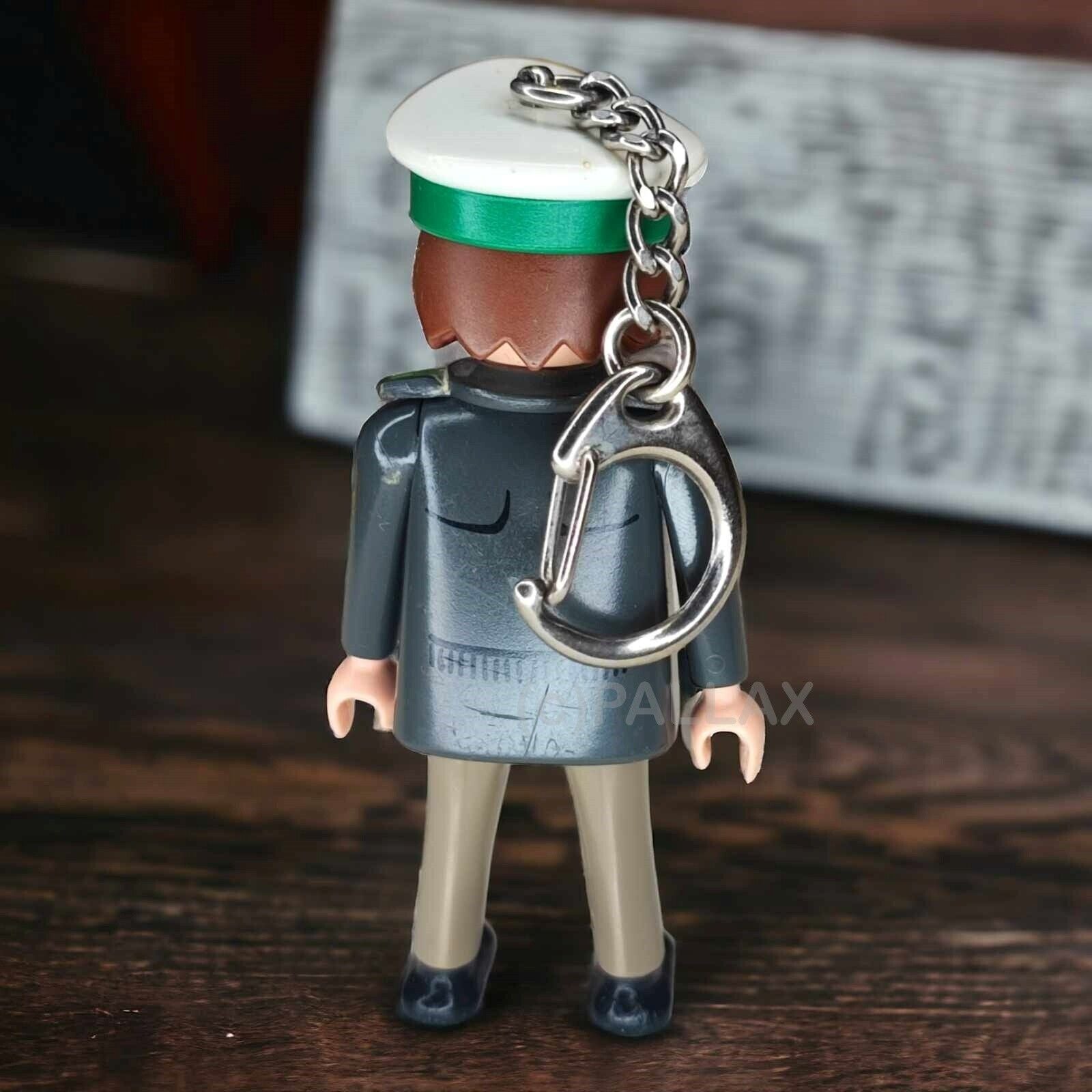 PLAYMOBIL 7652 SCHLÜSSELANHÄNGER POLIZIST / 2011