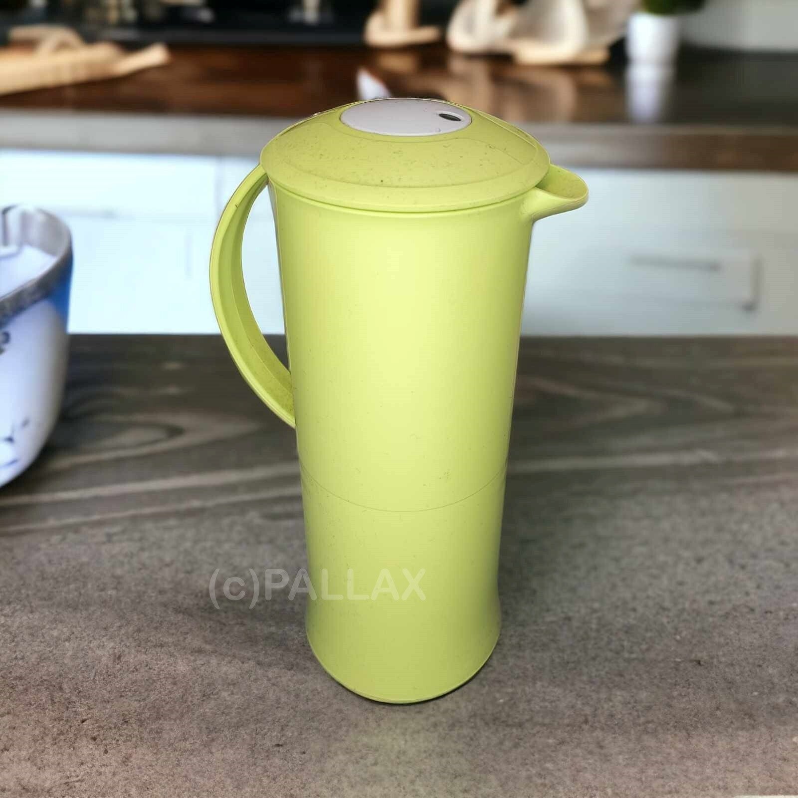 TUPPERWARE C15 THERMOWÄCHTER 1,0 L HELLGRÜN AUF- & ZU-ANZEIGE ISOLIERKANNE