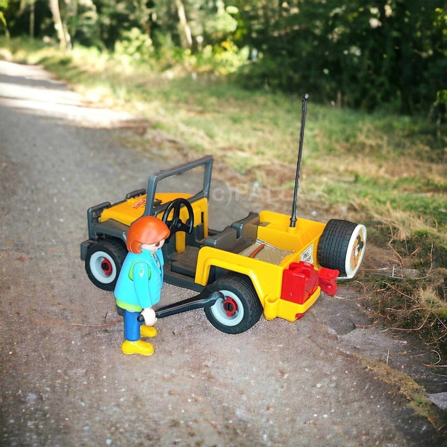 PLAYMOBIL 3249 GELÄNDEWAGEN MIT PFERDEANHÄNGER  / 2002