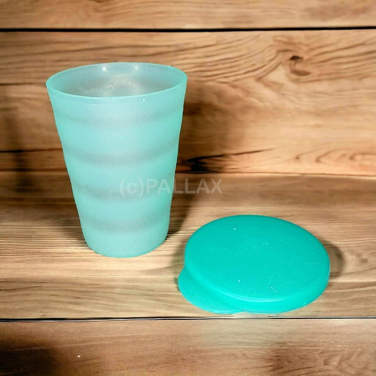 TUPPERWARE J16 JUNGE WELLE TRINKBECHER 330 ML GRÜN