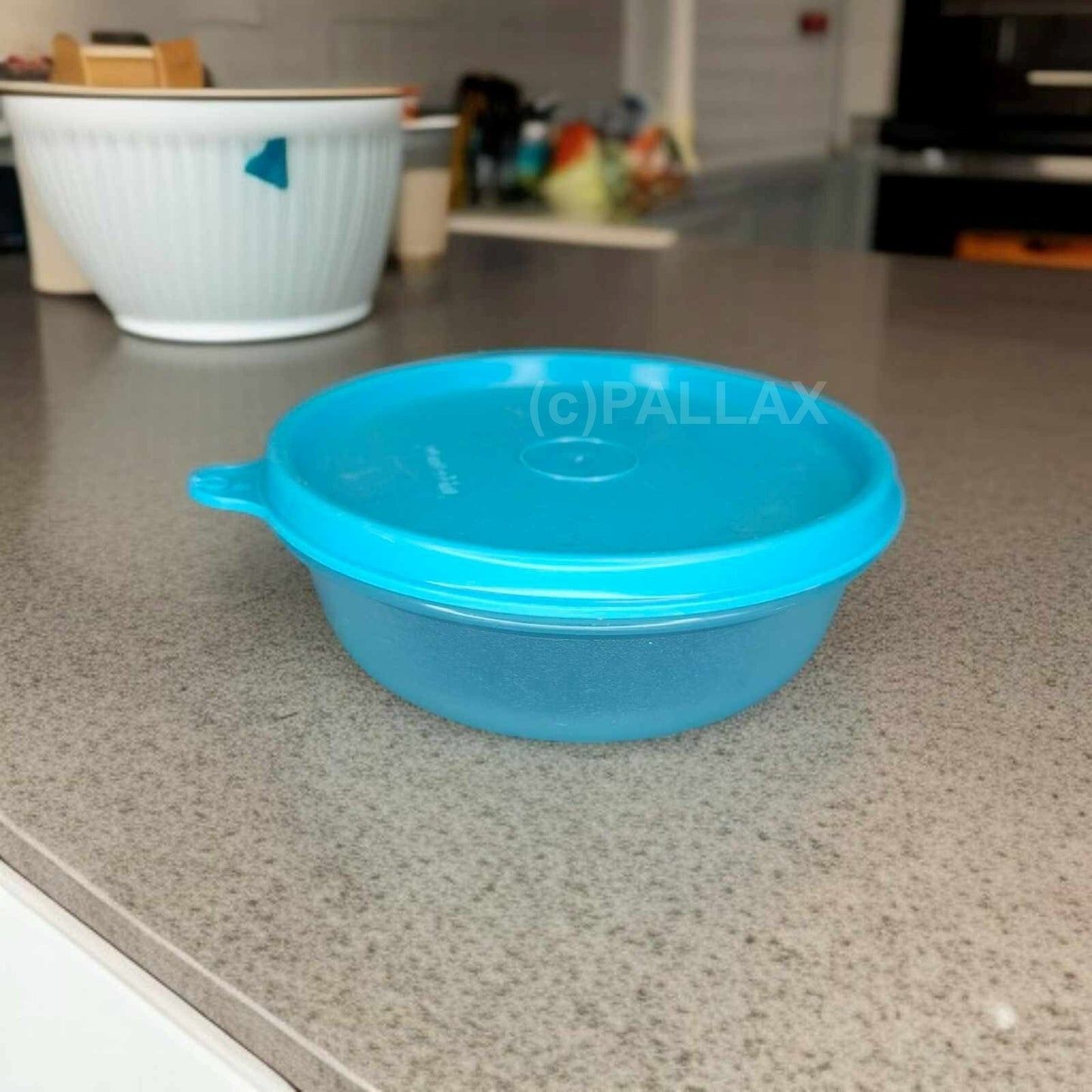 TUPPERWARE B27 KLEINE HITPARADE SCHÜSSEL 300 ML HELLBLAU VORRATSDOSE