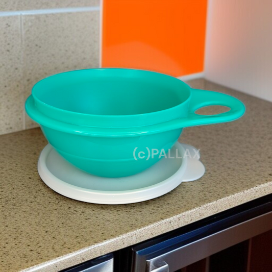 TUPPERWARE BACKSCHÜSSEL 600 ML GRÜN PERLMUTT-WEISS SONDERFARBE