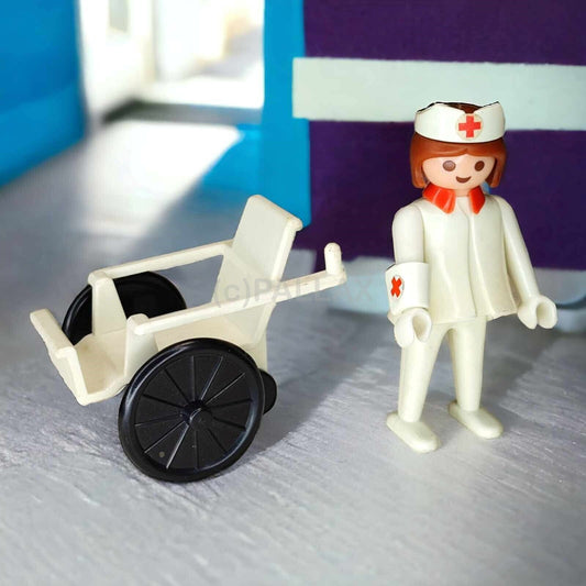 PLAYMOBIL 3362 KRANKENSCHWESTER MIT ROLLSTUHL KLICKY KRANKENHAUS / 1976