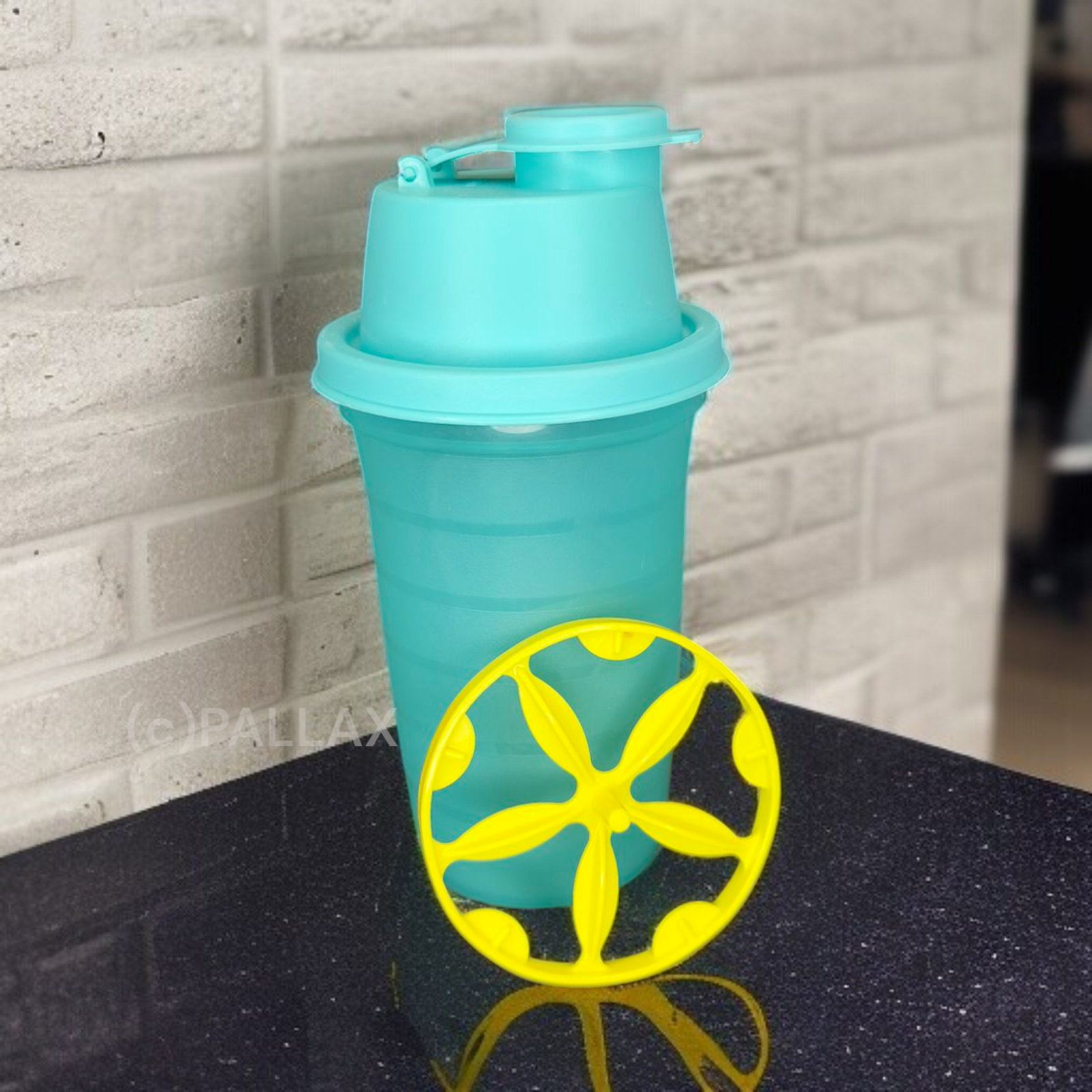 TUPPERWARE MIX-FIX 250 ML TÜRKIS SHAKER SCHÜTTELBECHER