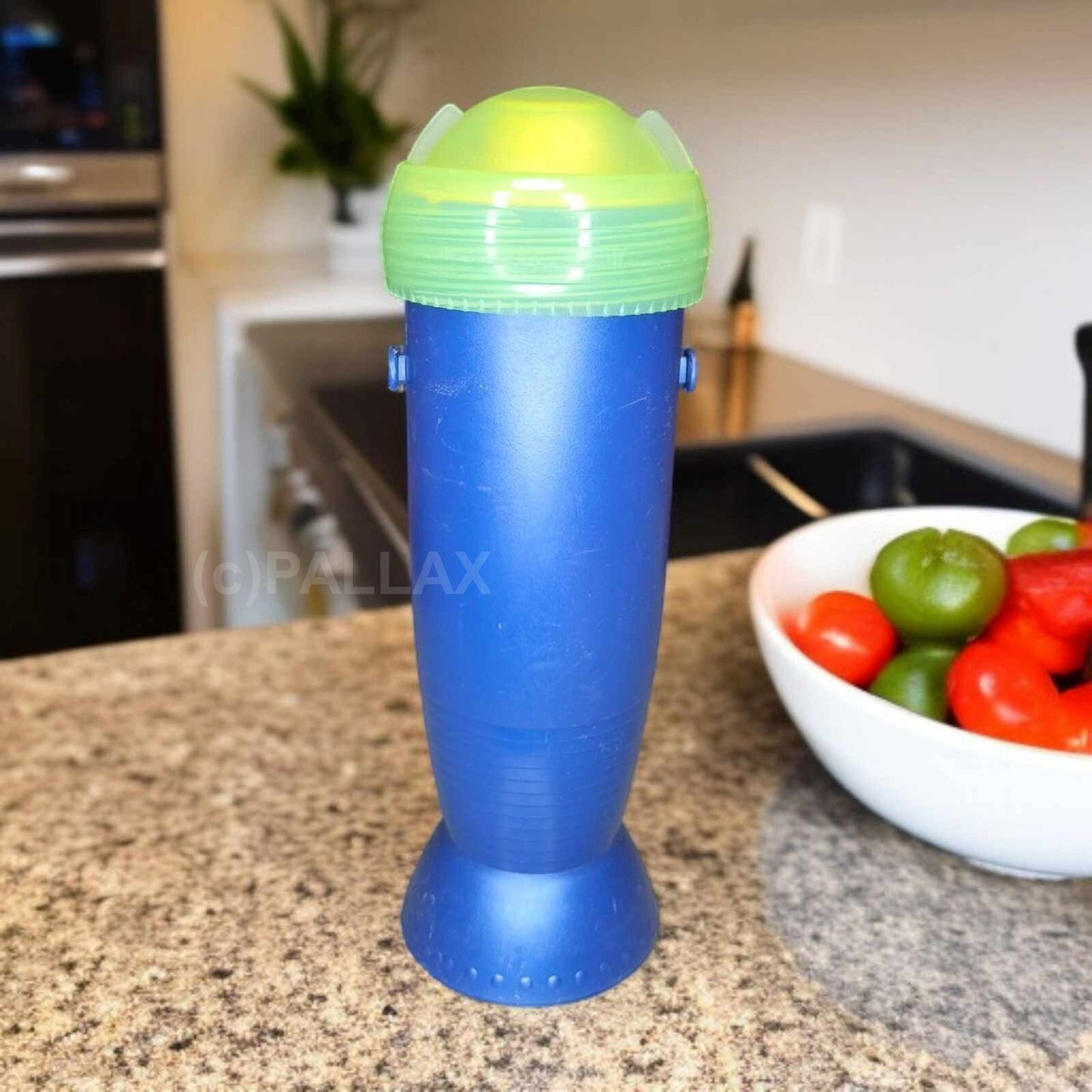 TUPPERWARE FRISCHE-RAKETE 650 ML BLAU GRÜN TRINKFLASCHE