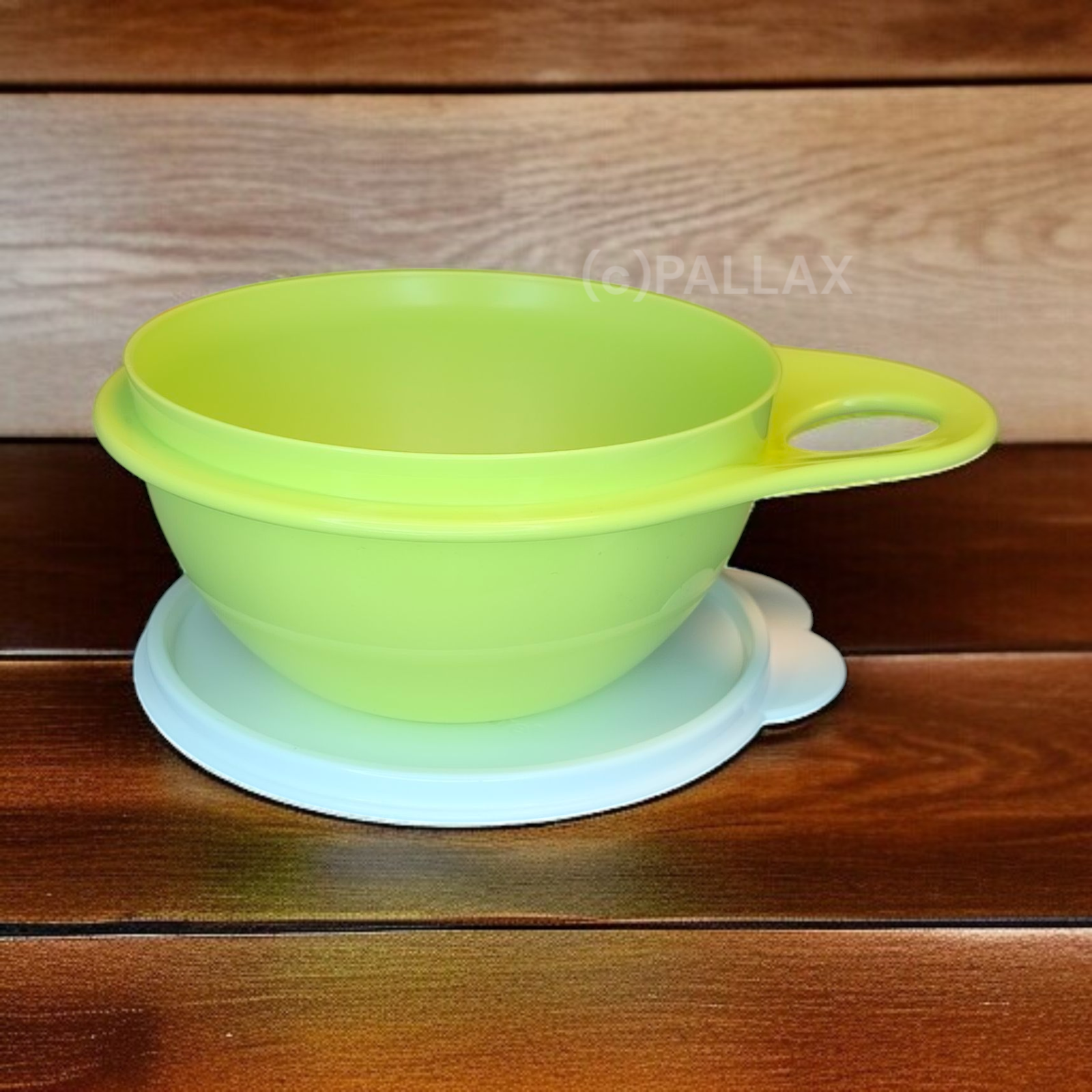 TUPPERWARE BACKSCHÜSSEL 600 ML HELLGRÜN SONDERMODELL