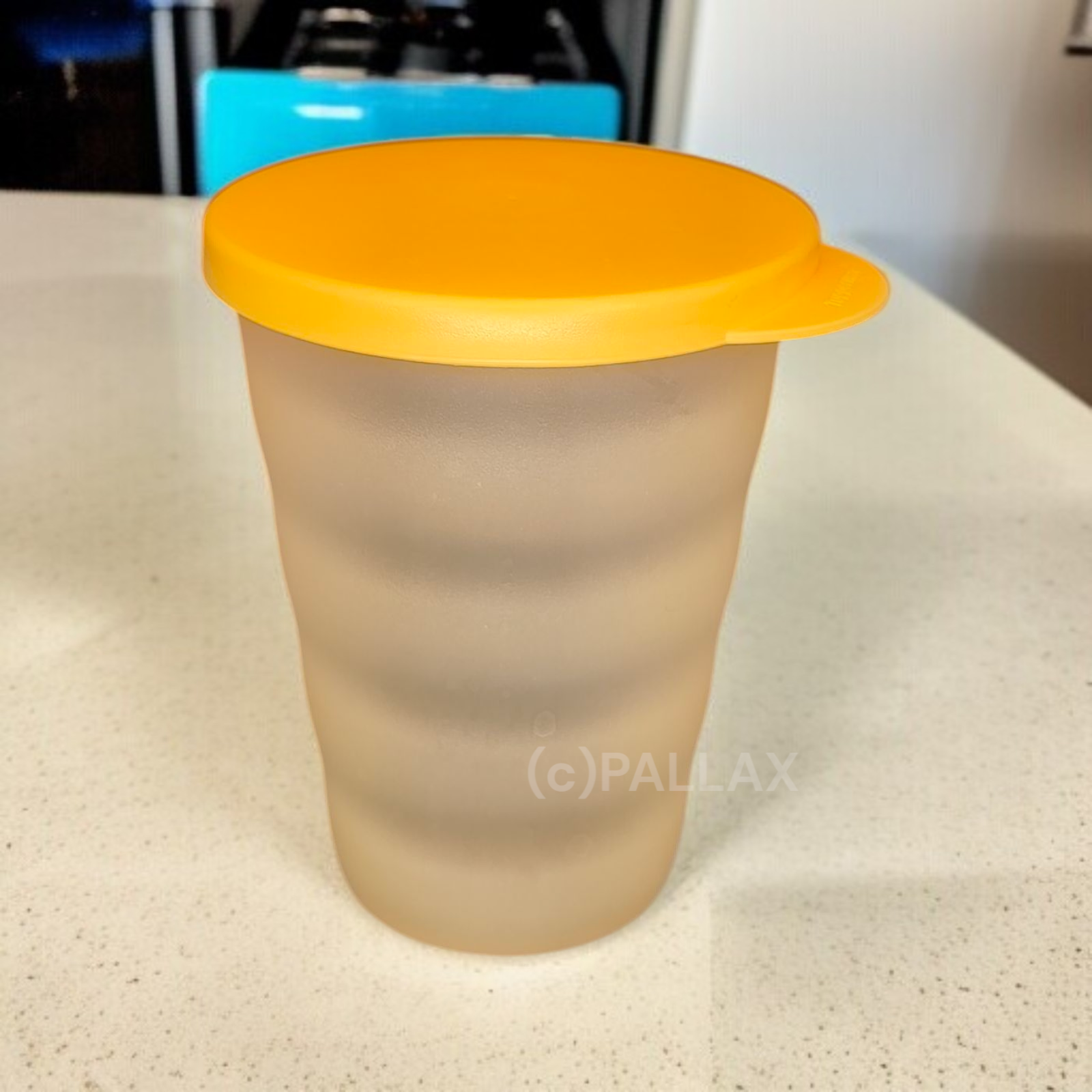 TUPPERWARE J16 JUNGE WELLE TRINKBECHER 330 ML  ORANGE