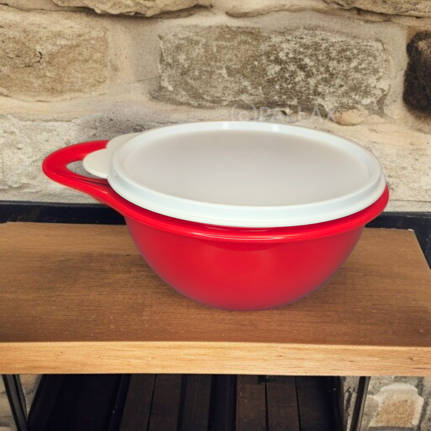TUPPERWARE BACKSCHÜSSEL 600 ML ROT SONDERMODELL