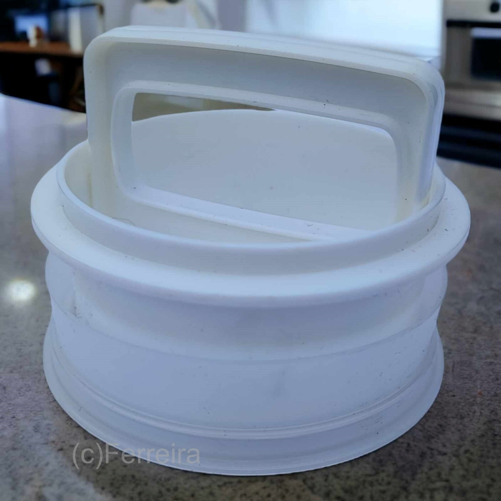 TUPPERWARE HAMBURGER-MAKER WEISS BURGER-FORM