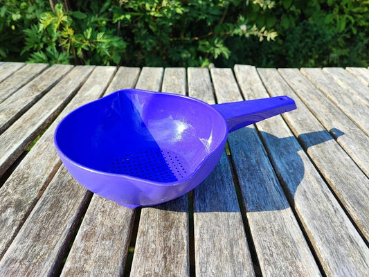 TUPPERWARE ABTROPFSIEB VIOLETT SONDERMODELL