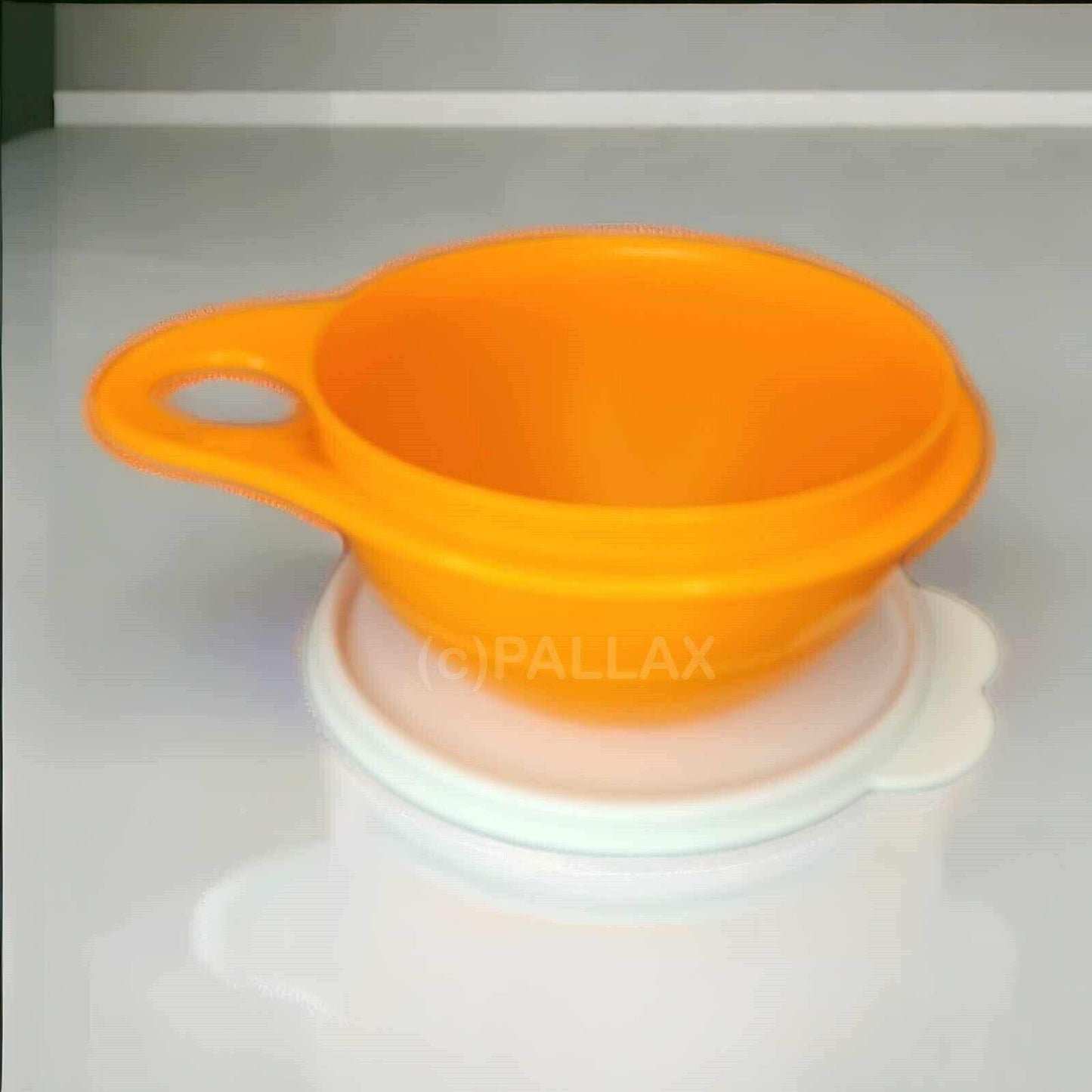 TUPPERWARE BACKSCHÜSSEL 600 ML ORANGE SONDERMODELL