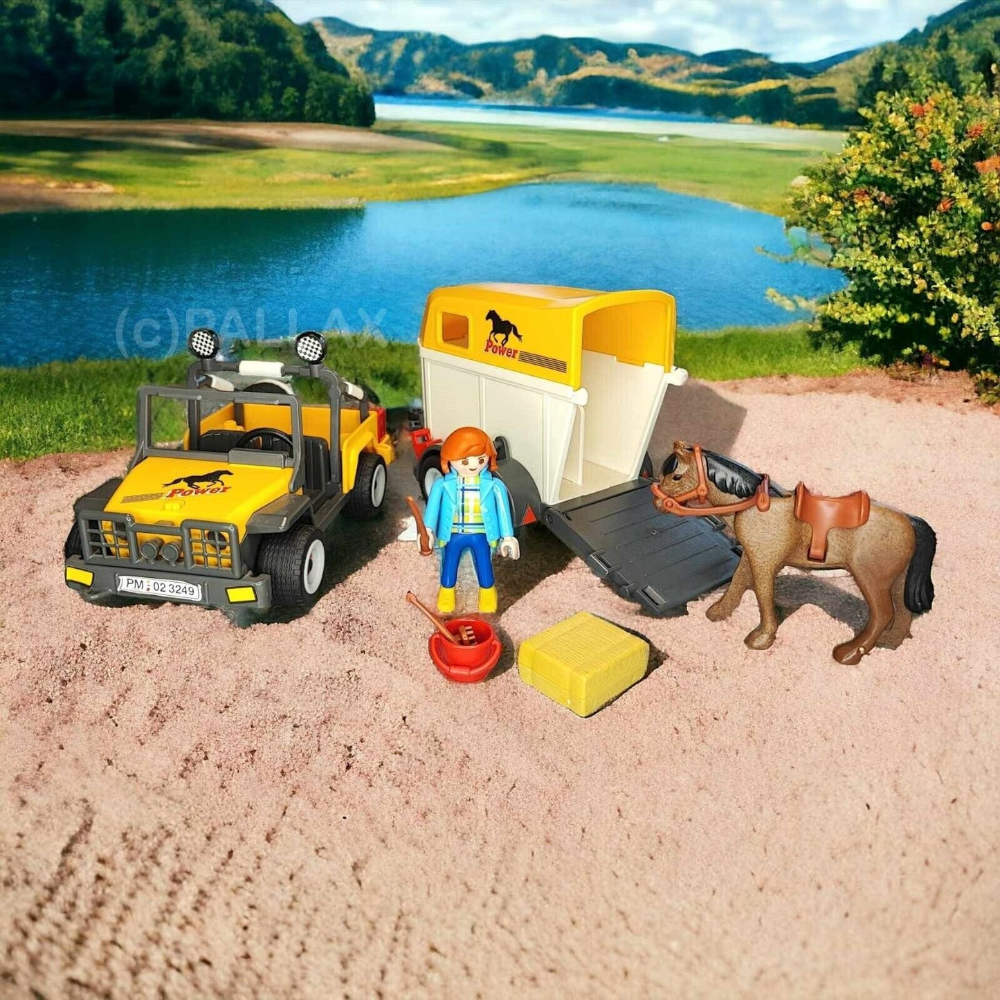 PLAYMOBIL 3249 GELÄNDEWAGEN MIT PFERDETRANSPORTER / 2007