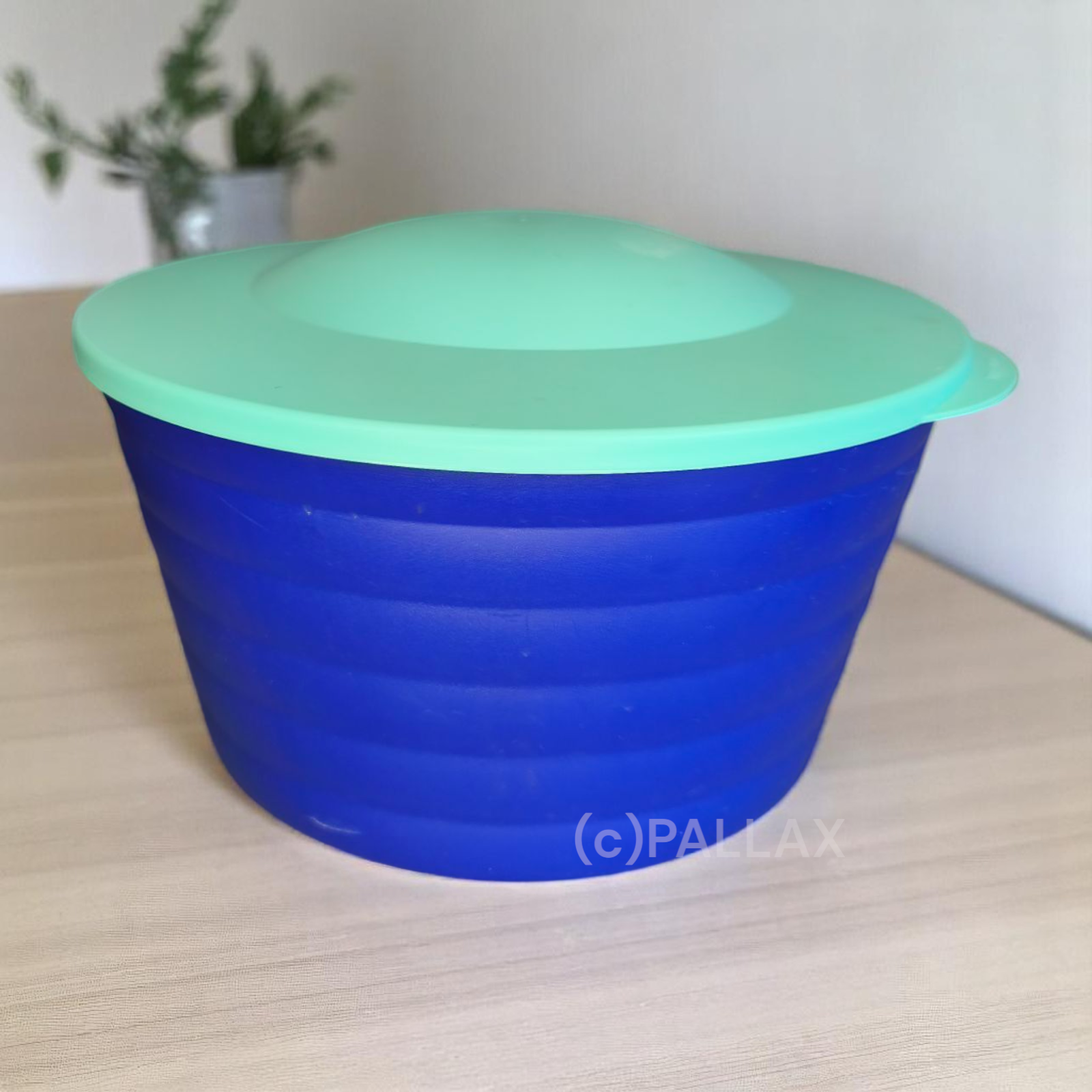 TUPPERWARE D71 SALATSCHLEUDER 4,5 L MINT BLAU + FRISCHE-DECKEL SALATTROCKNER