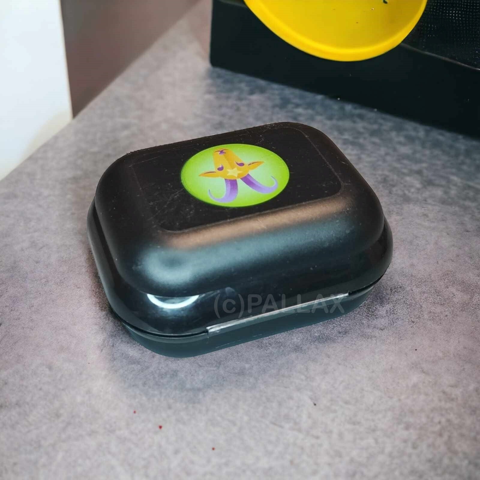 TUPPERWARE A27 MINI-TWIN BROTDOSE MOTIV STERNZEICHEN STEINBOCK SCHWARZ
