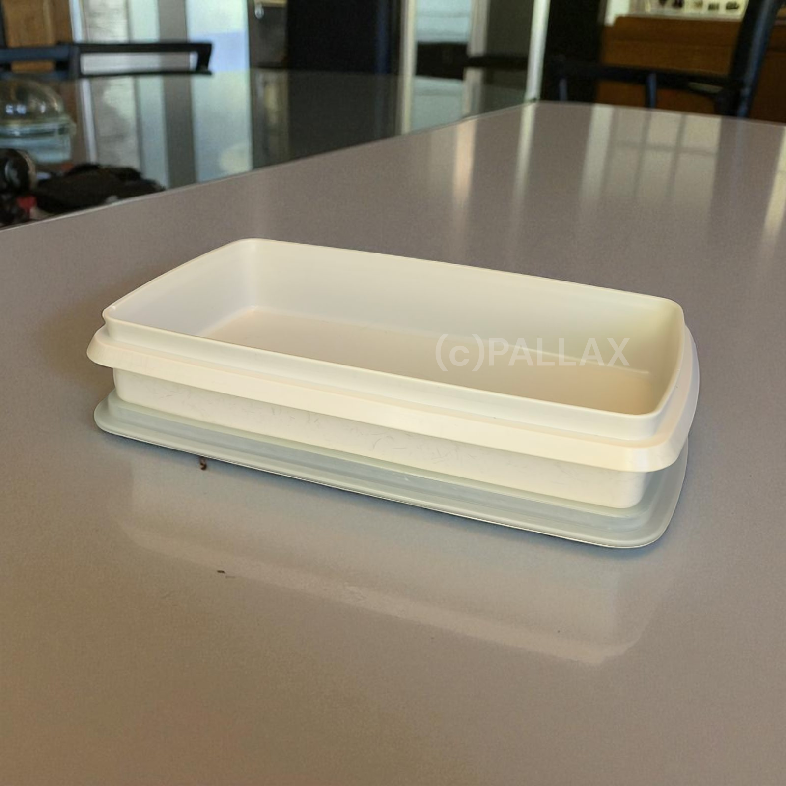 TUPPERWARE A16 VESPERLE 750 ML DUNKLES WEISS BROTDOSE VESPERBOX