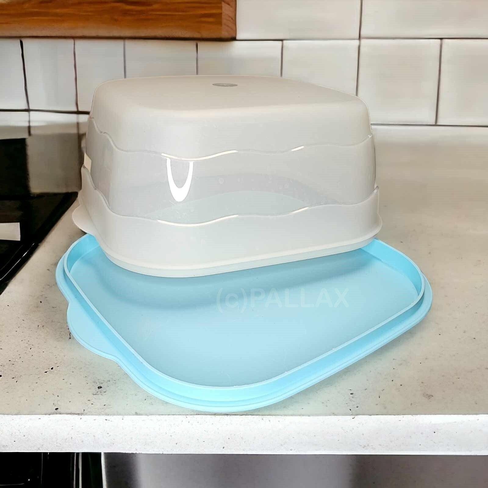 TUPPERWARE J48 JUNGE WELLE KUCHENSCHATZ HELLBLAU TORTENBEHÄLTER