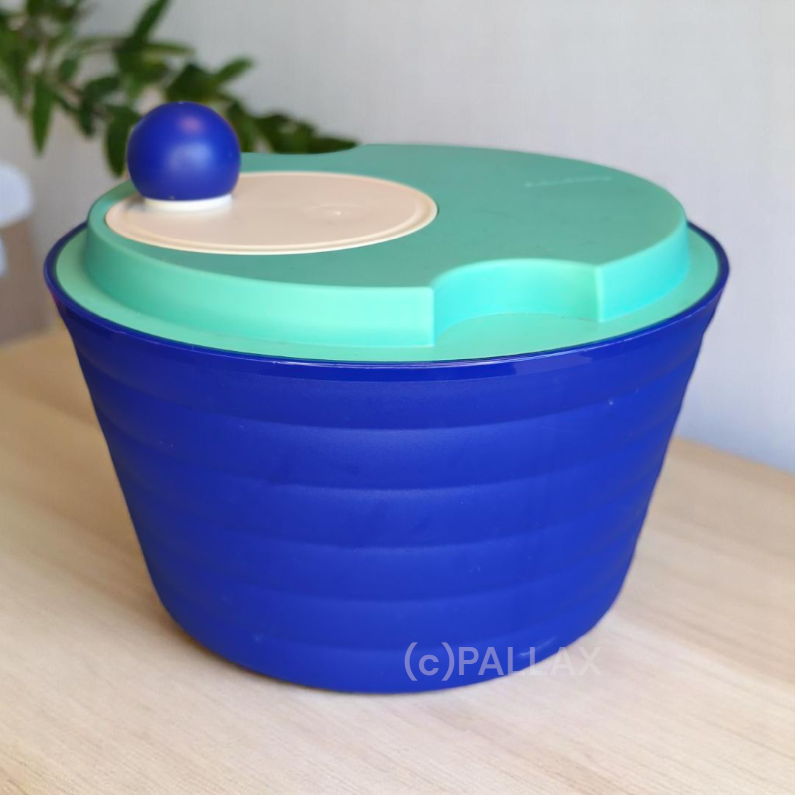 TUPPERWARE D71 SALATSCHLEUDER 4,5 L MINT BLAU + FRISCHE-DECKEL SALATTROCKNER