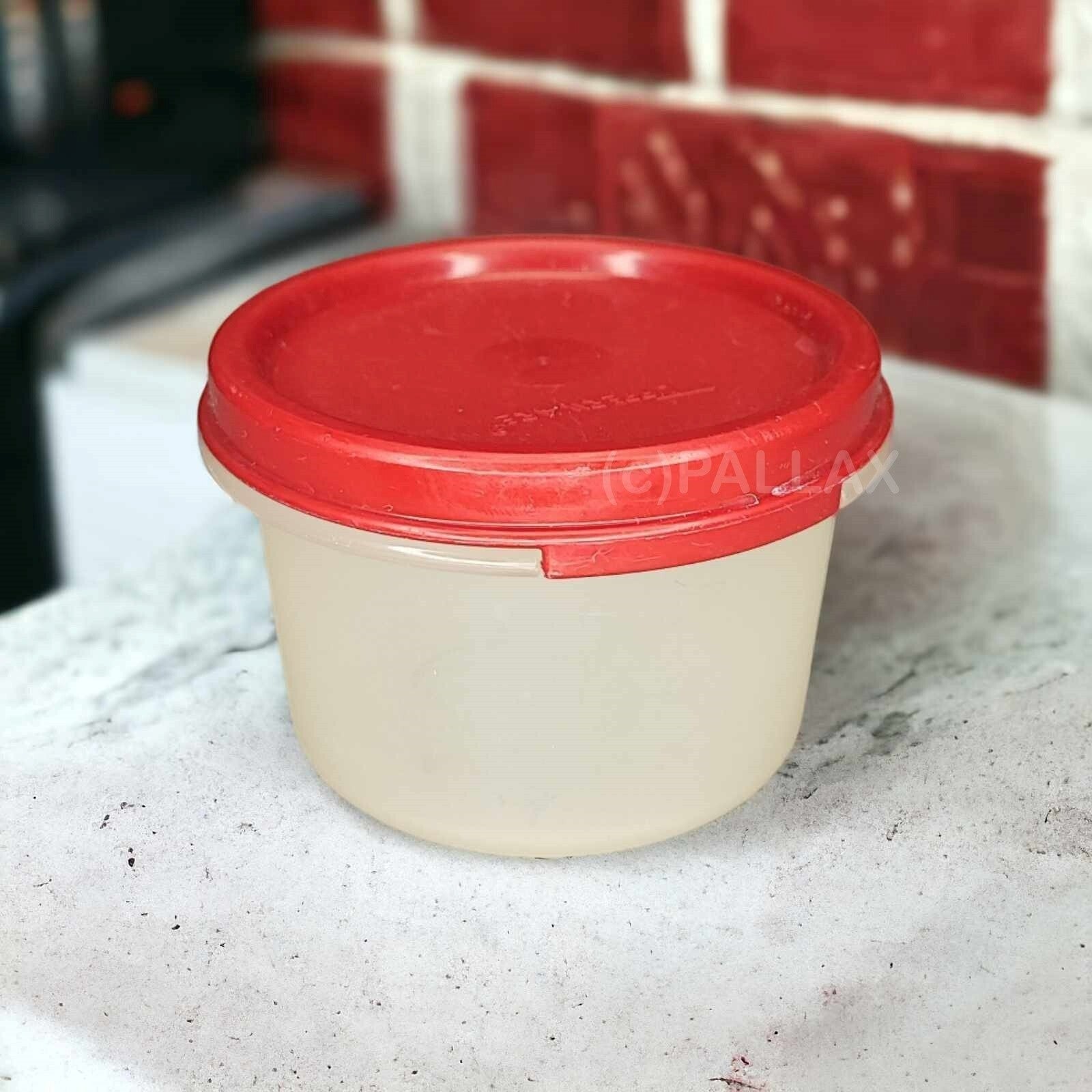 TUPPERWARE A76 EIDGENOSSE RUND 200 ML ROT VORRATSDOSE