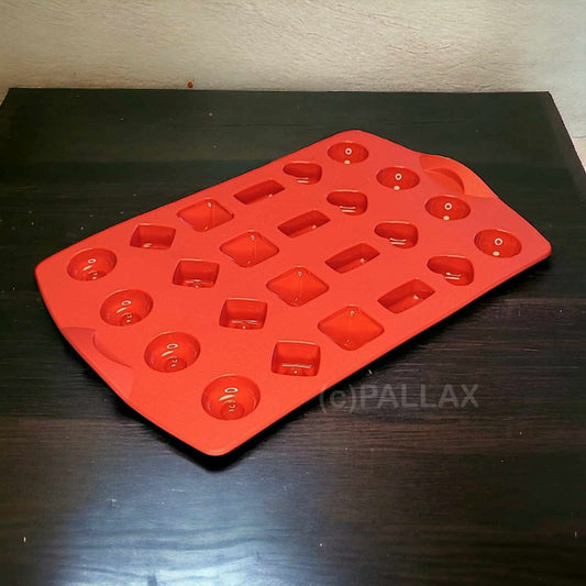 TUPPERWARE SILIKON SCHÄTZCHEN PRALINEN-FORM ROT SONDERMODELL