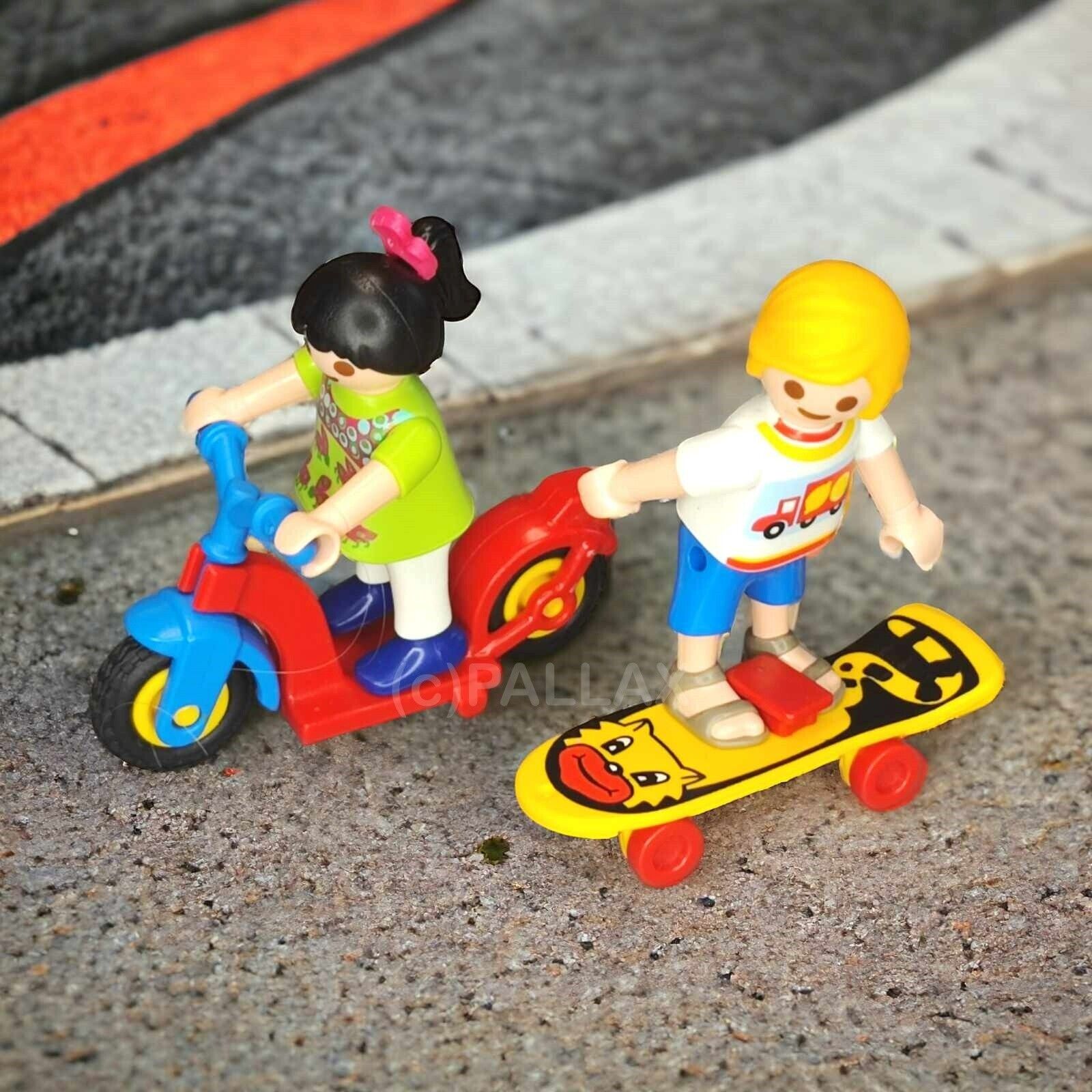 PLAYMOBIL 4764 KINDER MIT SPIELGERÄTEN SPIELPLATZ / 2012