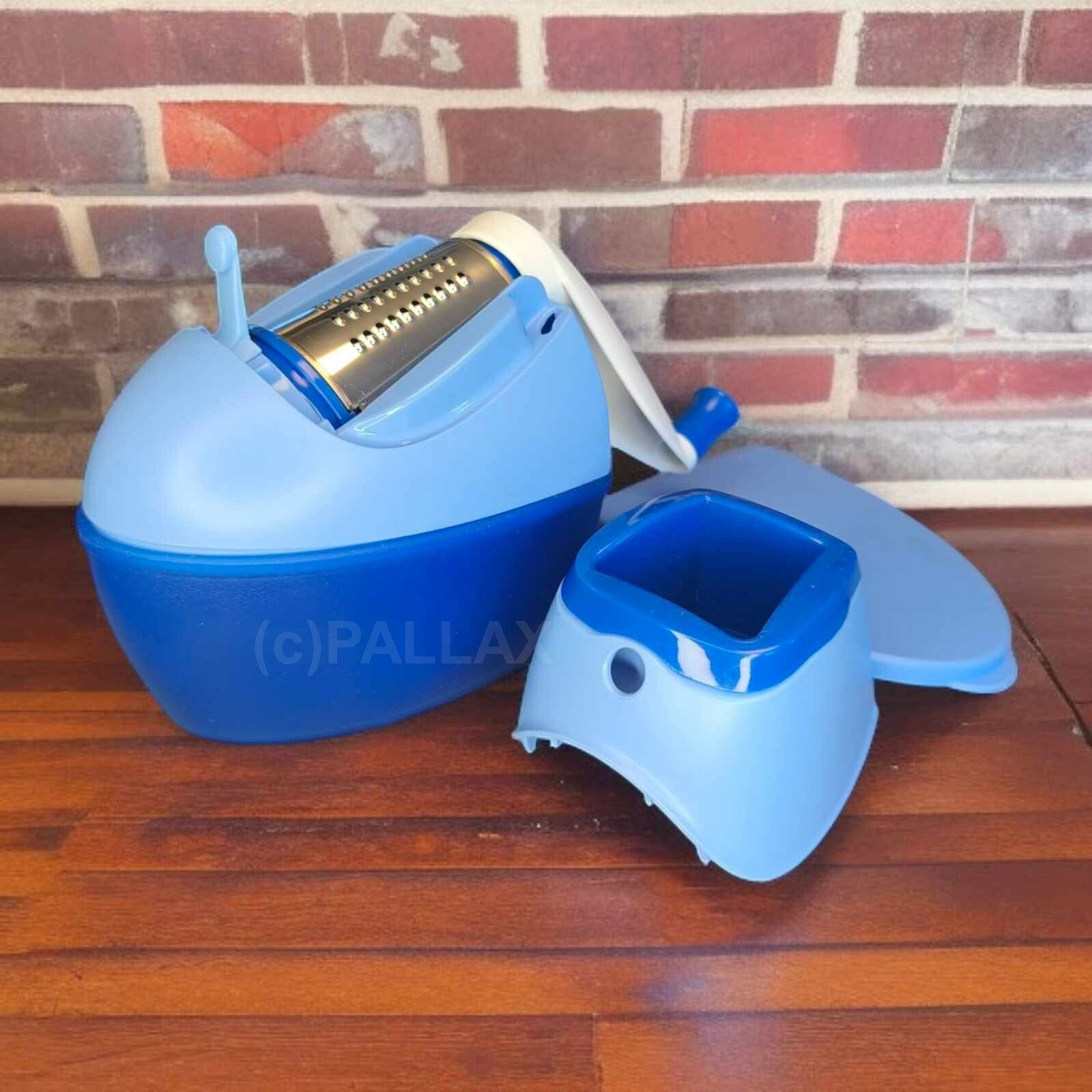TUPPERWARE D126 MAHL-CHEF BLAU KÄSEREIBE HOBEL REIBE
