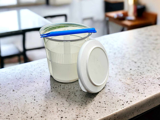 TUPPERWARE C96 PIKANTUS 1,3 L GURKENLIFT WEISS BLAU