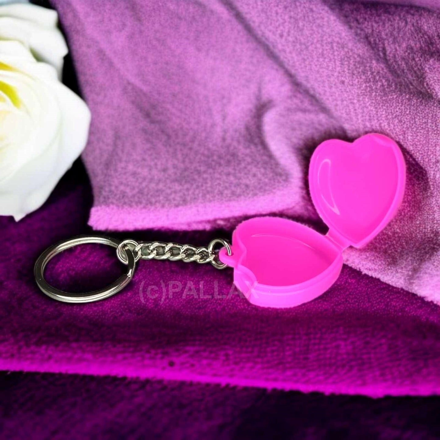 TUPPERWARE SCHLÜSSELANHÄNGER HERZLICH PINK ROSA HERZDOSE
