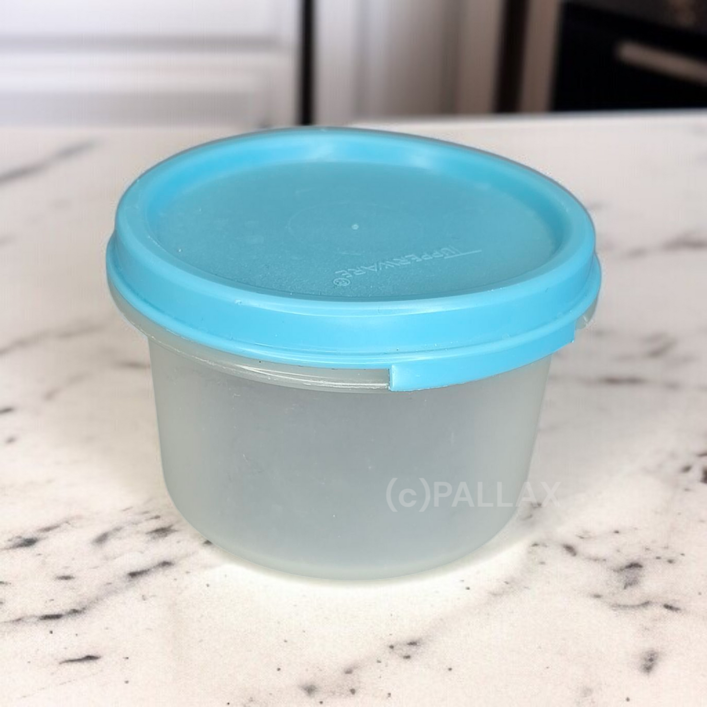 TUPPERWARE A76 EIDGENOSSE RUND 200 ML HELLBLAU VORRATSDOSE