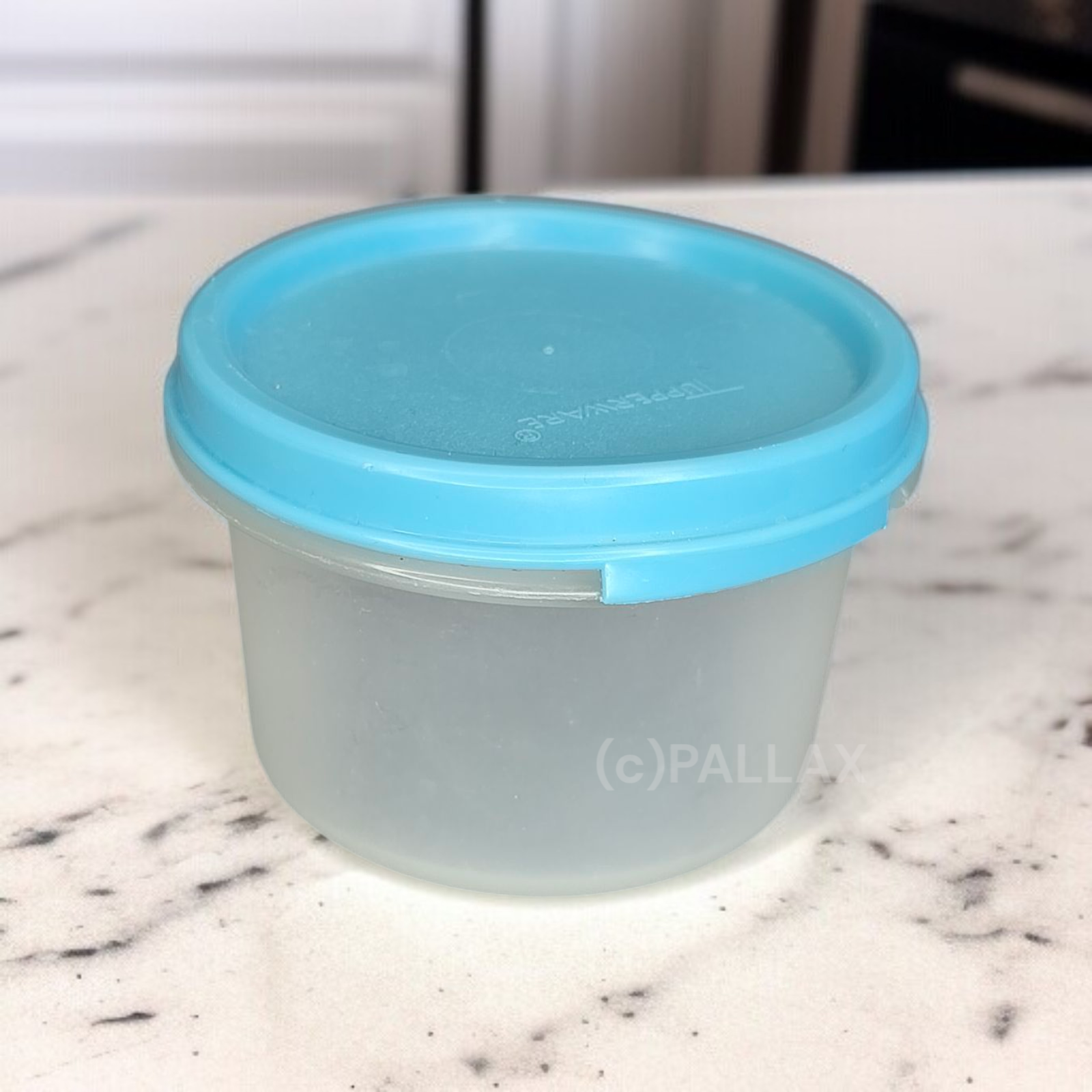 TUPPERWARE A76 EIDGENOSSE RUND 200 ML HELLBLAU VORRATSDOSE