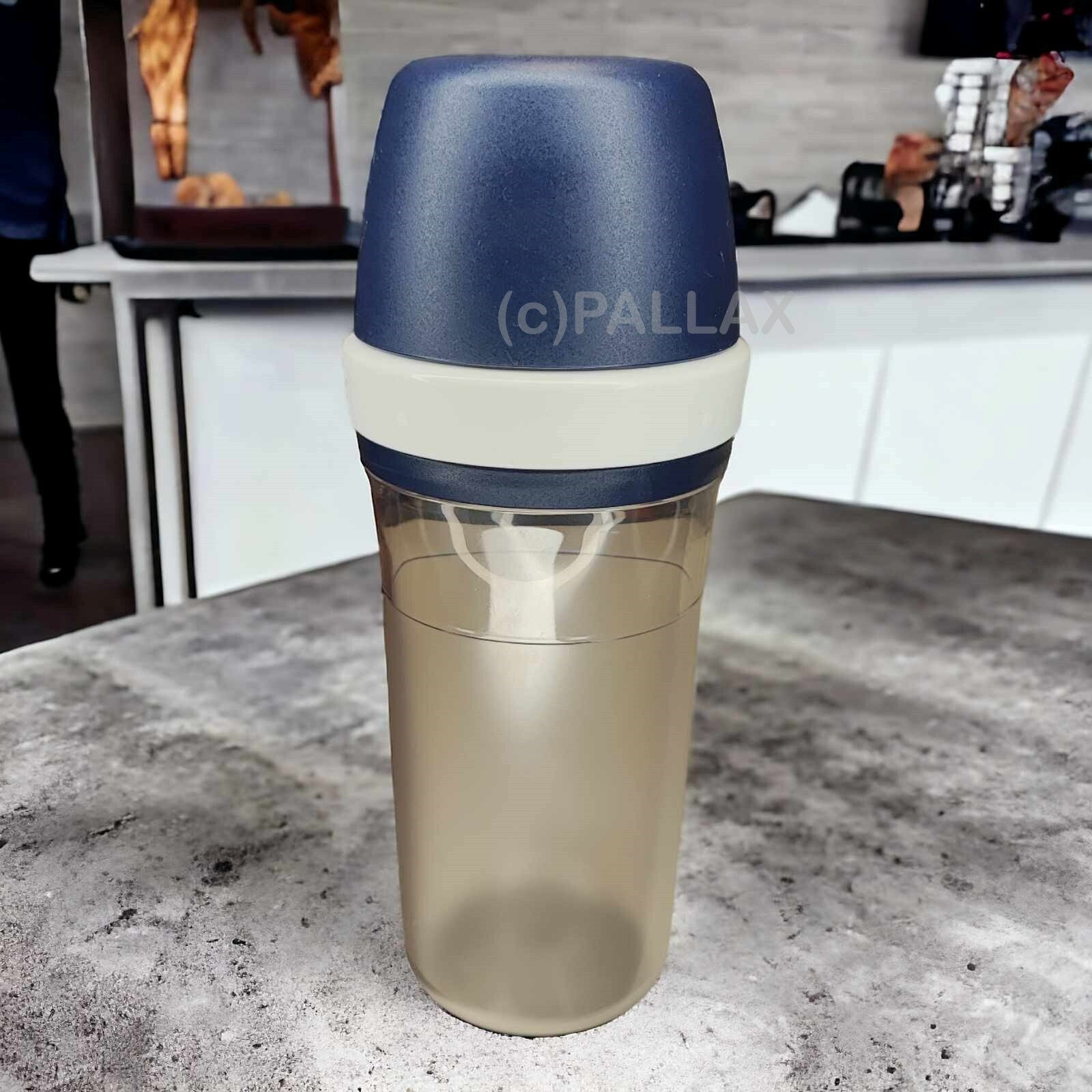 TUPPERWARE C100 PARMESANO KÄSESTREUER INDIGO