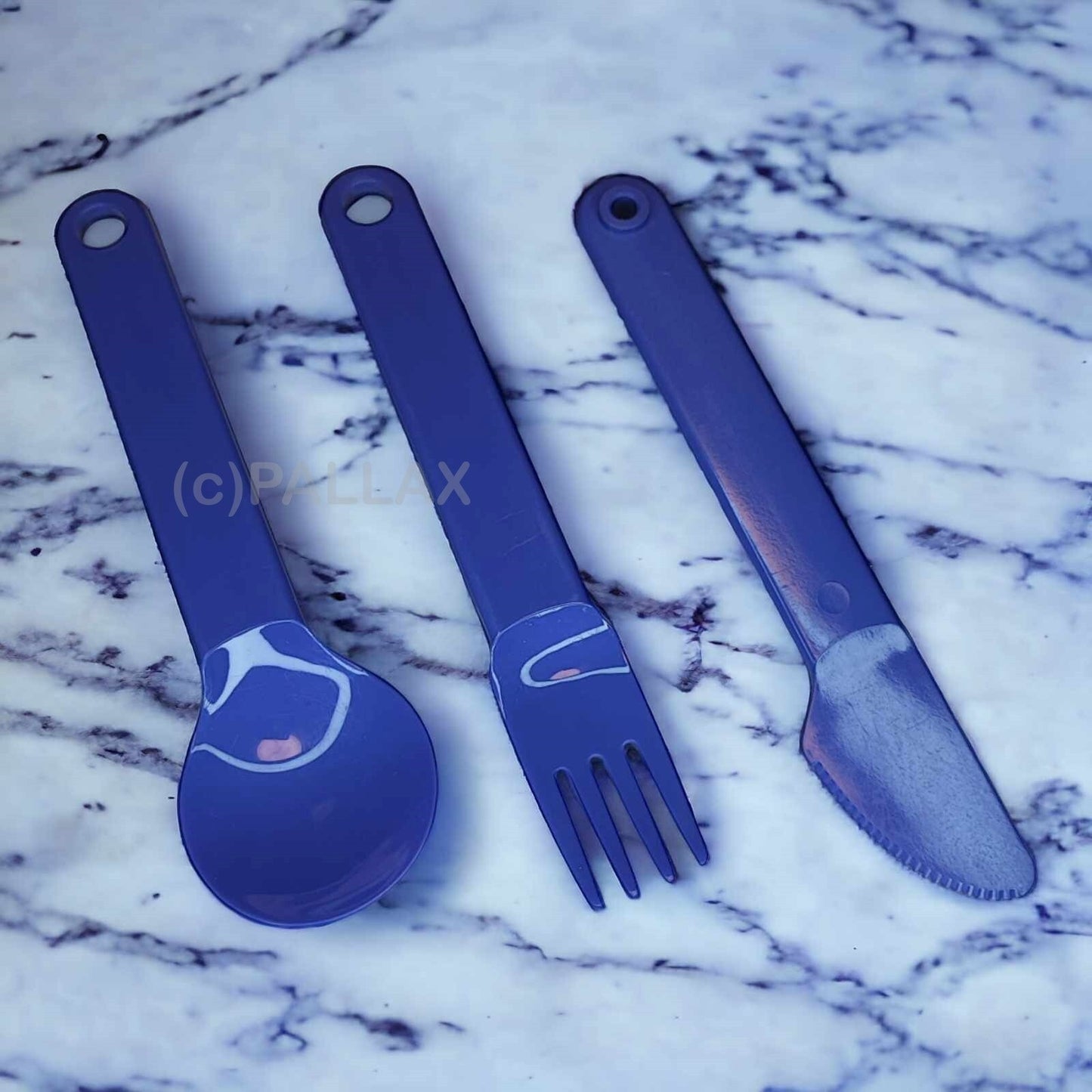 TUPPERWARE C70 PICKNICK-BESTECK LILA MESSER GABEL LÖFFEL