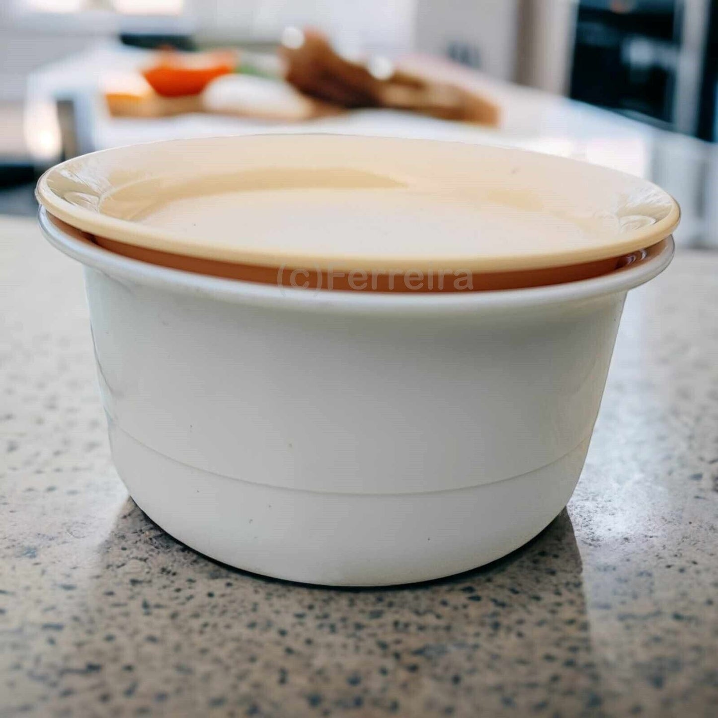 TUPPERWARE C34 KLEINE TAFELFEINE 275 ML BEIGE WEISS TAFELPERLE SCHÜSSEL