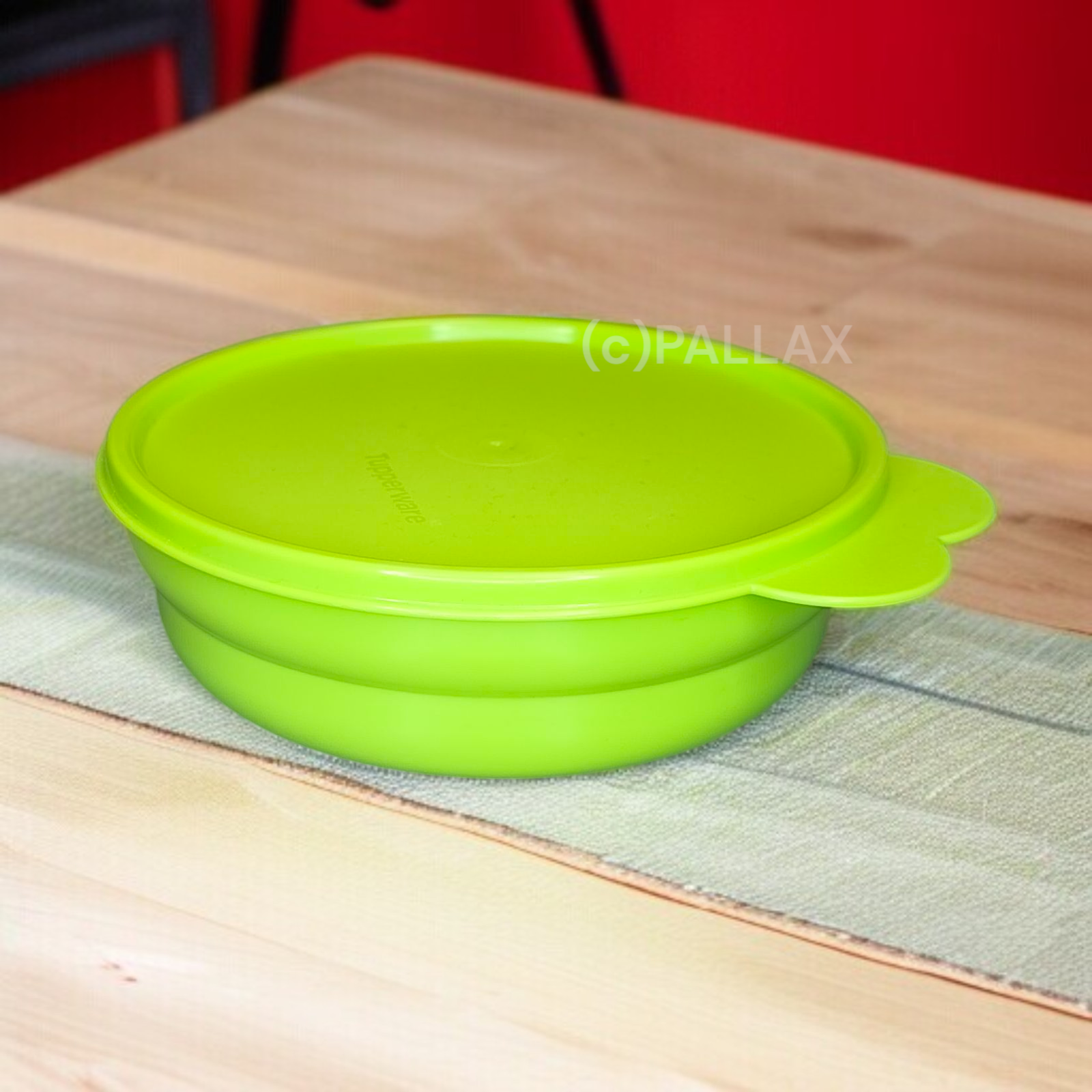TUPPERWARE FRISCHE-DROPS 350 ML SERVIERSCHALE HELLGRÜN