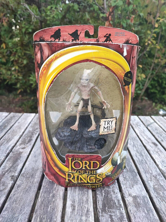 HERR DER RINGE GOLLUM TWO TOWERS RED BOX / TOY BIZ 2003 BOX DAMAGED
