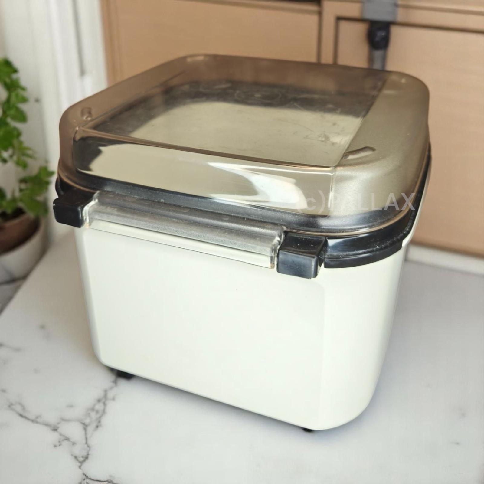TUPPERWARE A87 BELLEVUE 2,6 L SCHWARZ WEISS VORRATSDOSE