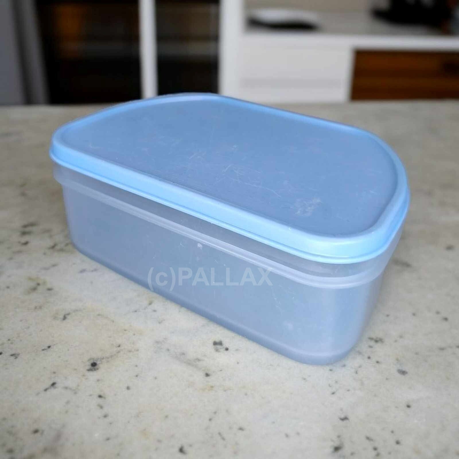 TUPPERWARE A22 FRISCHE-KABINETT HALB 650 ML HELLBLAU VORRATSDOSE KÜHLSCHRANK