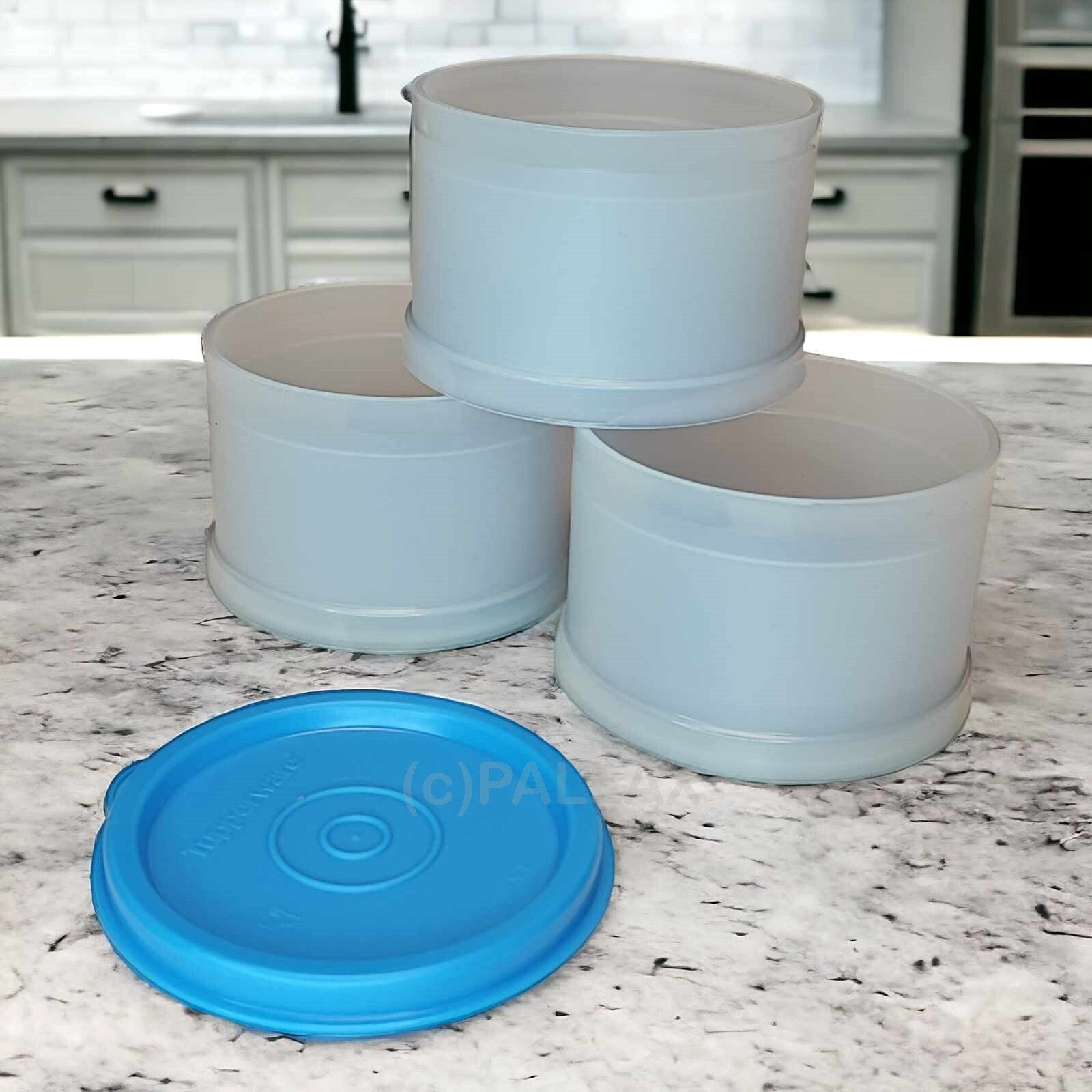 TUPPERWARE D210 STAPELEI BLAU ZUBEREITEN ANRICHTEN VORSPEISEN
