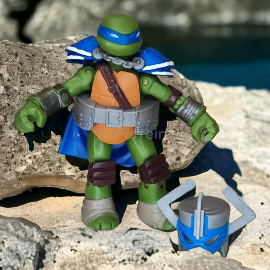 TEENAGE MUTANT NINJA TURTLES TMNT LEO THE KNIGHT  / PLAYMATES 2014
