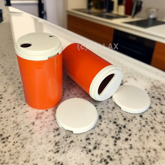 TUPPERWARE VINTAGE STAPELBARE GEWÜRZ-RIESEN ROT GEWÜRZSTREUER