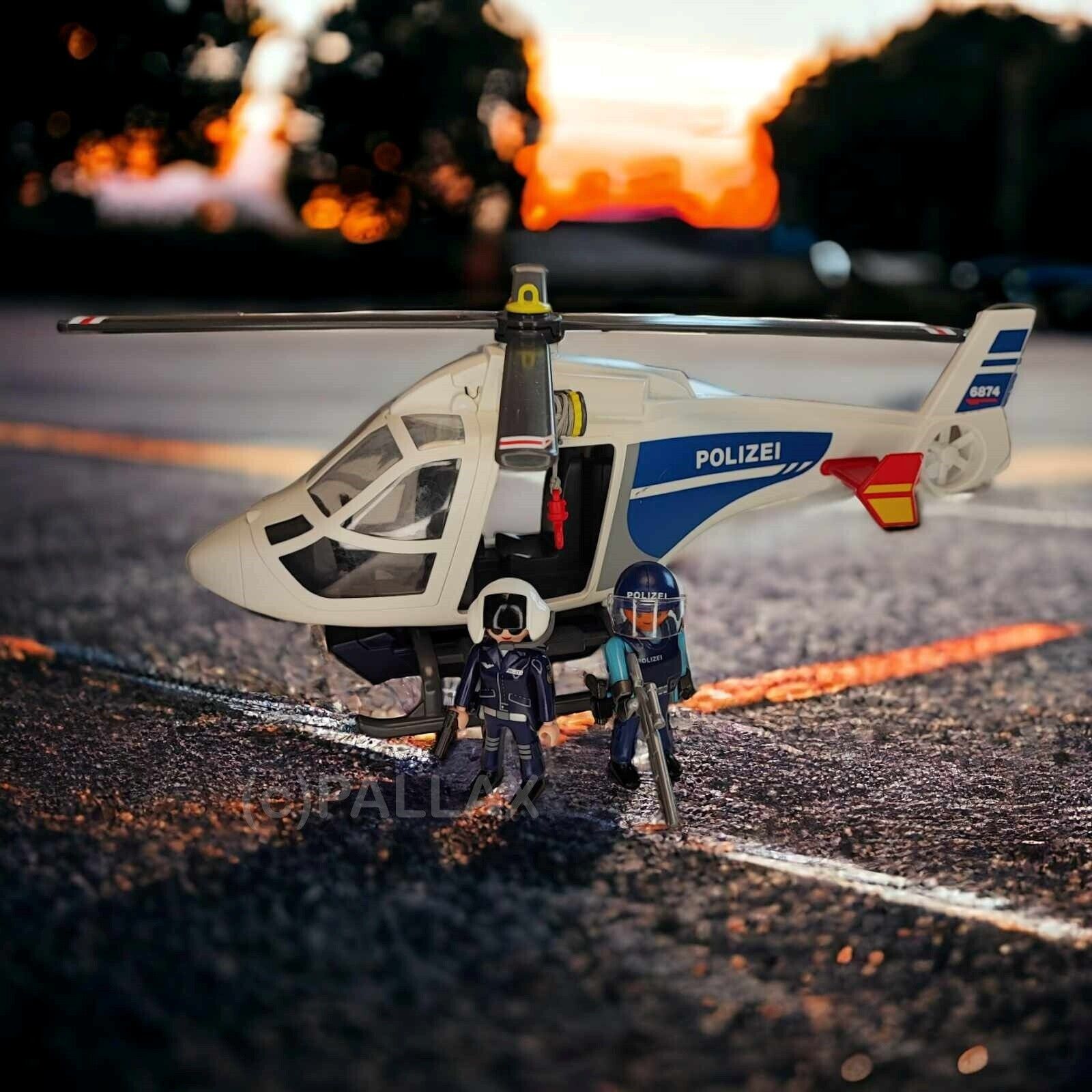 PLAYMOBIL 6874 POLIZEI-HELIKOPTER MIT LED SUCHSCHEINWERFER / 2016